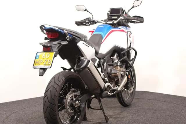 Honda CRF 1100 (2022) thumbnail 6
