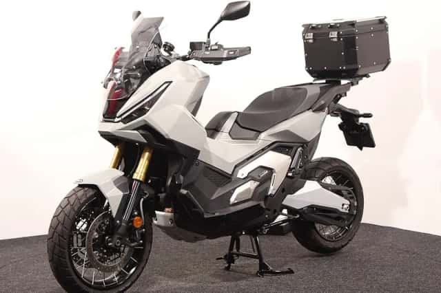 Honda X-ADV 750 (2025) thumbnail 3