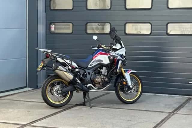 Honda Africa Twin Adventure Sports (2018) thumbnail 6