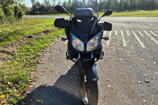 Suzuki V-Strom 1000 (2004) thumbnail 3