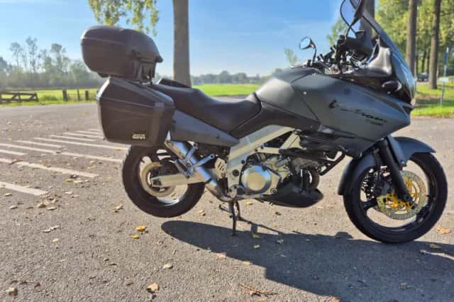 Suzuki V-Strom 1000 (2004) thumbnail 6