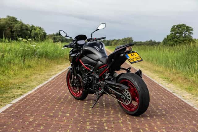Kawasaki Z 900 (2021) thumbnail 2