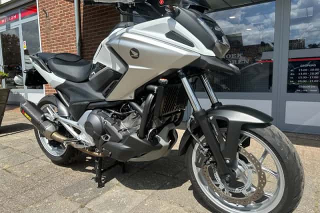 Honda NC750X (2017) thumbnail 3