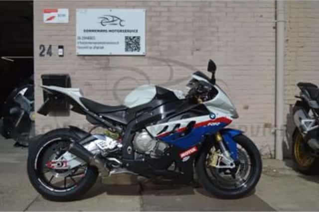 BMW S 1000 RR (2011) thumbnail 1