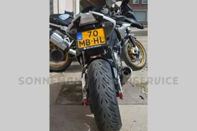 BMW S 1000 RR (2011) thumbnail 6