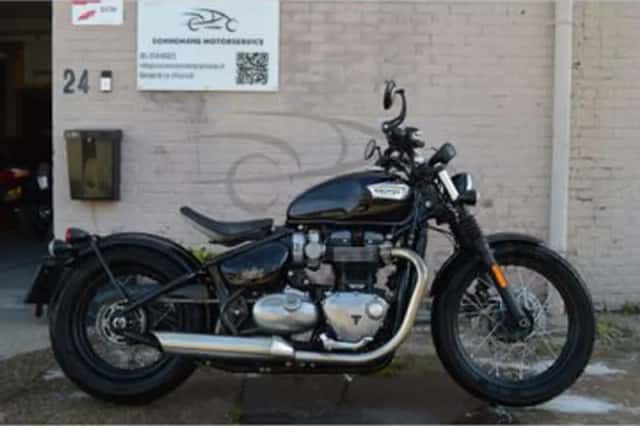 Triumph Bonneville (2017) thumbnail 1