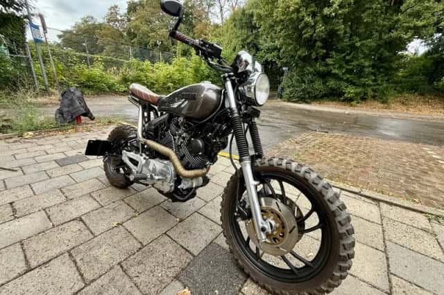 Yamaha XV 750 SE (1982) thumbnail 5