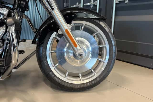 Harley-Davidson Fat Boy (2023) thumbnail 4
