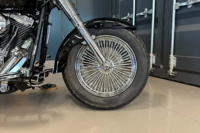 Harley-Davidson Fat Boy (2004) thumbnail 4