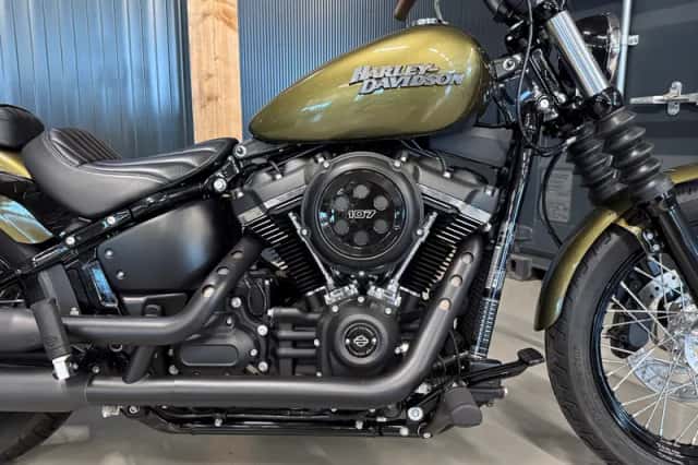 Harley-Davidson Street Bob (2017) thumbnail 5