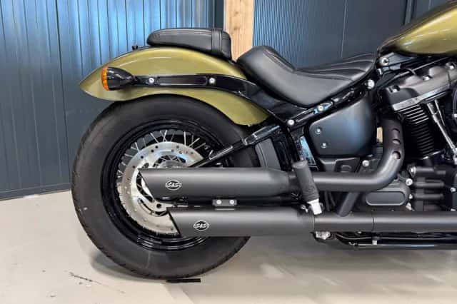 Harley-Davidson Street Bob (2017) thumbnail 6