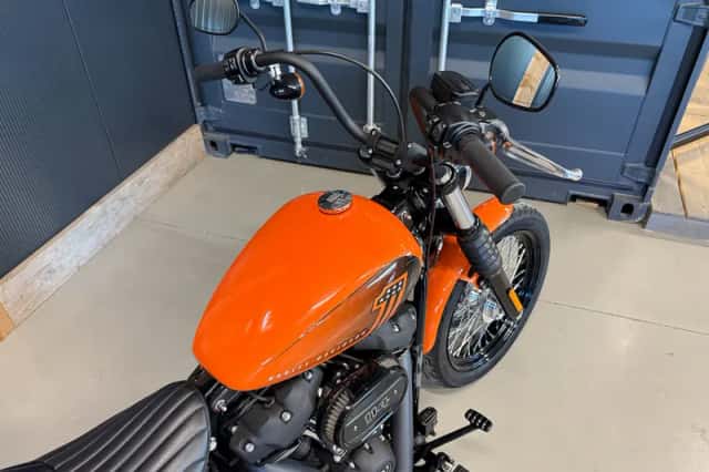 Harley-Davidson Street Bob (2021) thumbnail 3