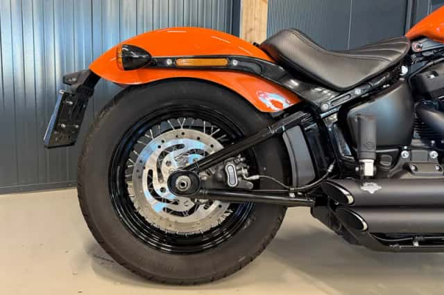 Harley-Davidson Street Bob (2021) thumbnail 6
