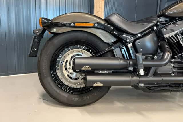 Harley-Davidson Street Bob (2020) thumbnail 6