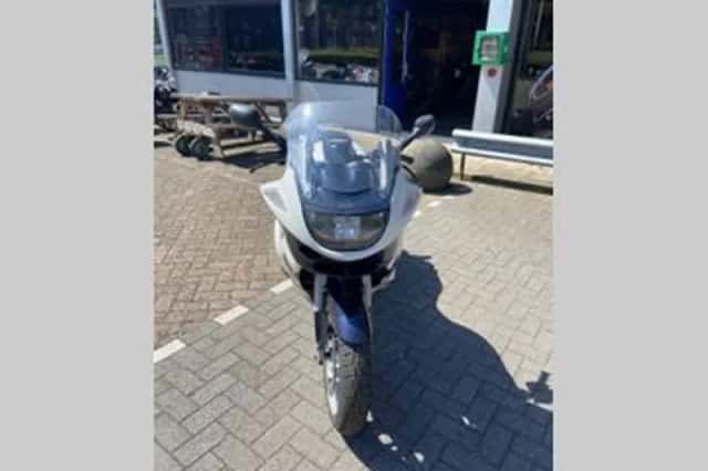 BMW K 1200RS (2004) thumbnail 4