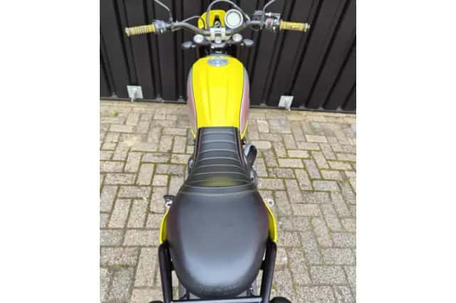 Ducati Scrambler Flattrack Pro (2016) thumbnail 5