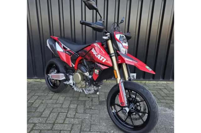 Ducati Hypermotard 698 Mono (2024) thumbnail 2