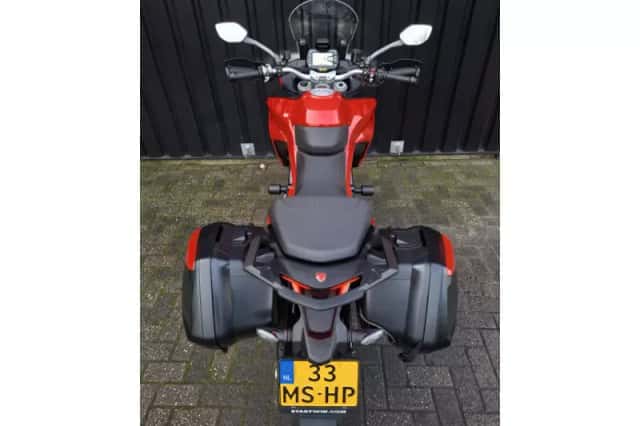 Ducati Multistrada V2 S (2023) thumbnail 5
