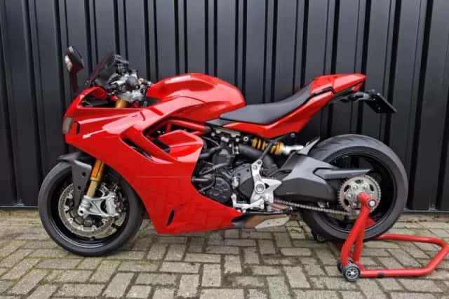 Ducati Supersport 950 S (2024) thumbnail 3