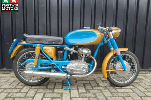 Ducati 125 Sport (1958) thumbnail 1