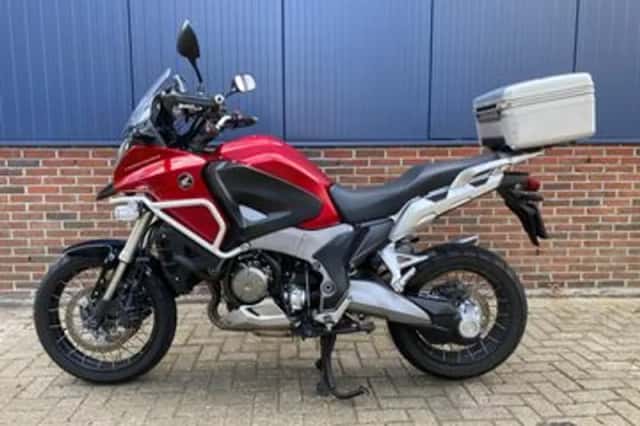 Honda VFR1200 (2012) thumbnail 4