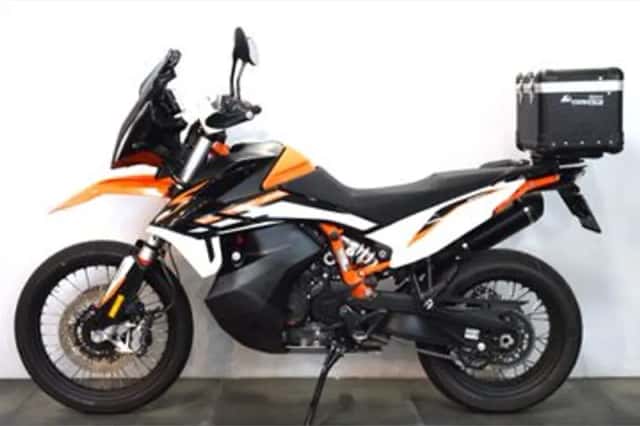 KTM 890 Adventure (2021) thumbnail 2