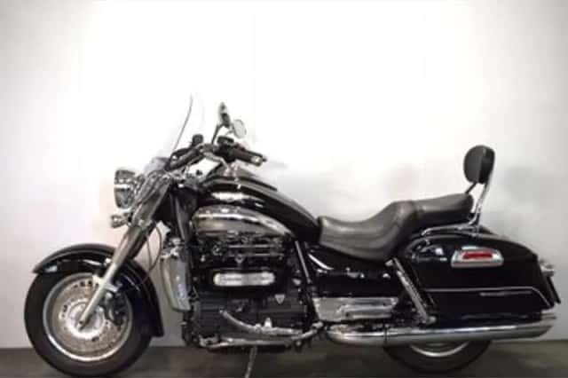 Triumph Rocket III Touring (2012) thumbnail 2