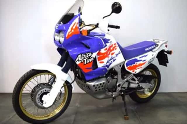 Honda XRV 750 Africa Twin (1993) thumbnail 1