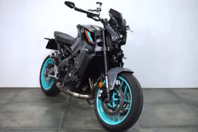 Yamaha MT-09 (2023) thumbnail 4