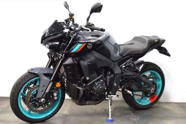 Yamaha MT-10 (2022) thumbnail 1
