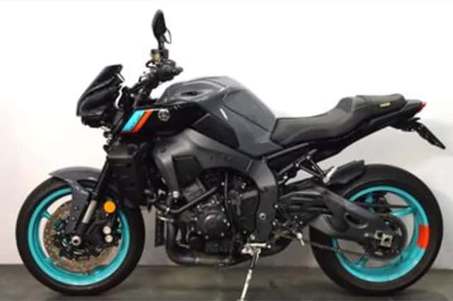 Yamaha MT-10 (2022) thumbnail 2