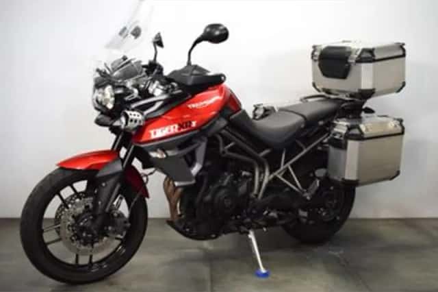 Triumph Tiger 800 XRT (2017) thumbnail 1
