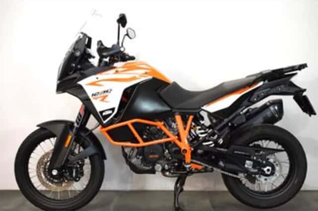 KTM 1290 Super Adventure (2017) thumbnail 3