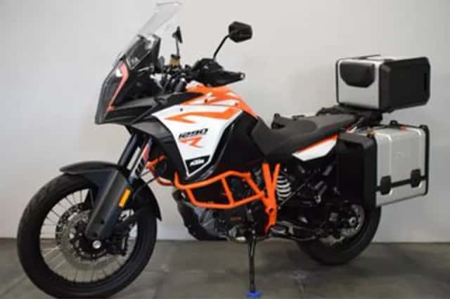 KTM 1290 Super Adventure (2017) thumbnail 5