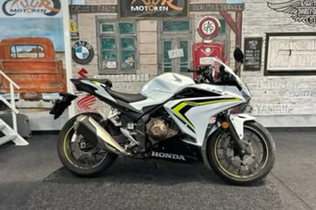 Honda CBR500R (2021) thumbnail 1