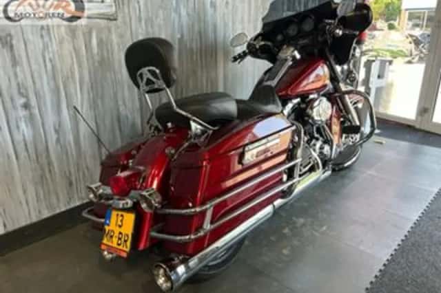 Harley-Davidson Electra Glide Classic (2010) thumbnail 5