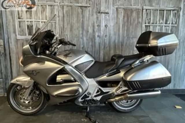 Honda ST 1300 PAN European (2005) thumbnail 2