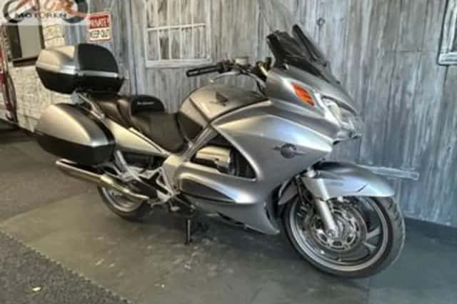 Honda ST 1300 PAN European (2005) thumbnail 3