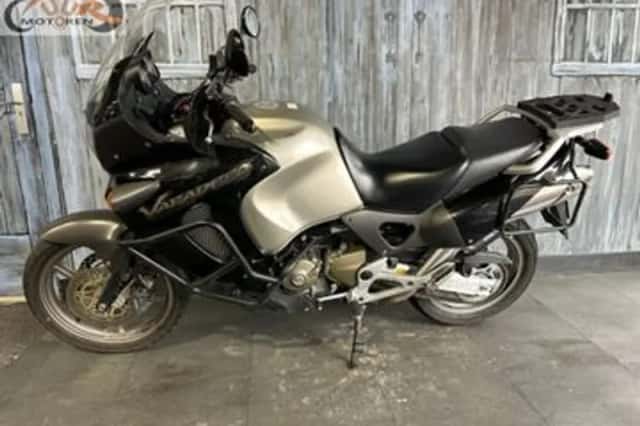 Honda XL 1000 V Varadero (2000) thumbnail 2