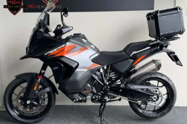 KTM 1290 Super Adventure (2023) thumbnail 5