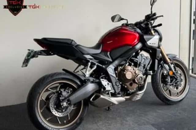 Honda CB650R (2024) thumbnail 3