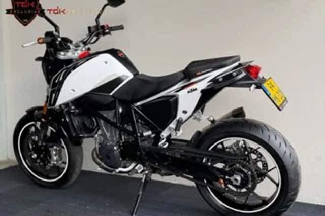 KTM 690 Duke (2017) thumbnail 4