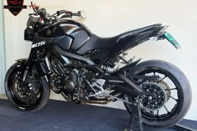 Yamaha MT-09 (2019) thumbnail 4
