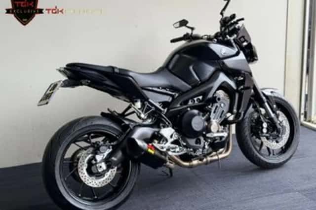 Yamaha MT-09 (2017) thumbnail 3
