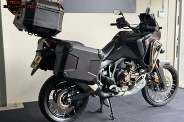 Honda CRF 1100 L Africa Twin (2022) thumbnail 3