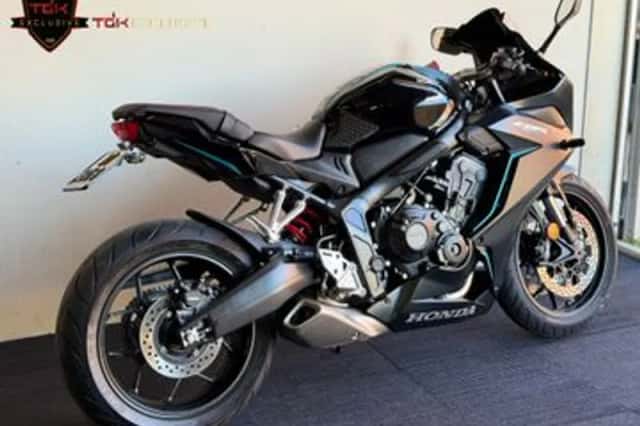 Honda CBR650R (2023) thumbnail 3