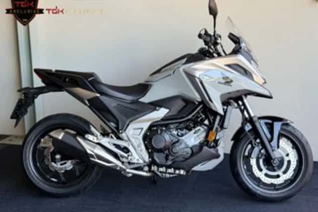 Honda NC750X (2024) thumbnail 2