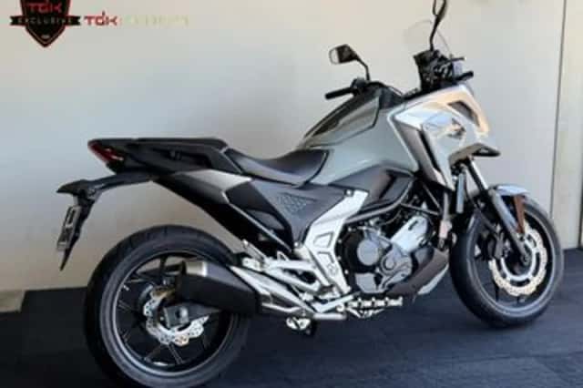 Honda NC750X (2024) thumbnail 3