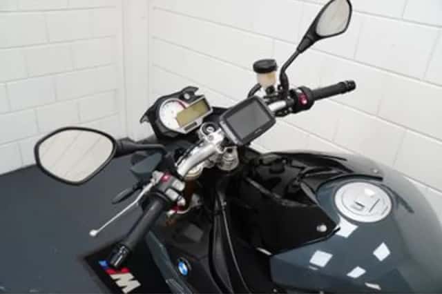 BMW S 1000 R (2018) thumbnail 2