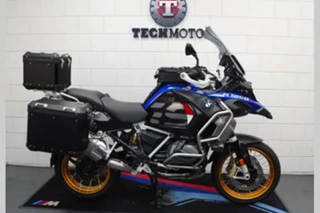BMW R 1250 GS Adventure (2024) thumbnail 1